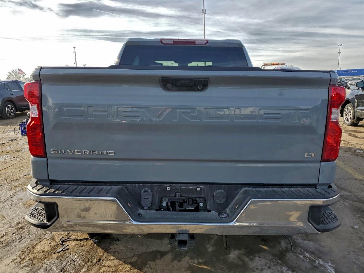 2024 CHEVROLET SILVERADO K1500 LT-L photo 11