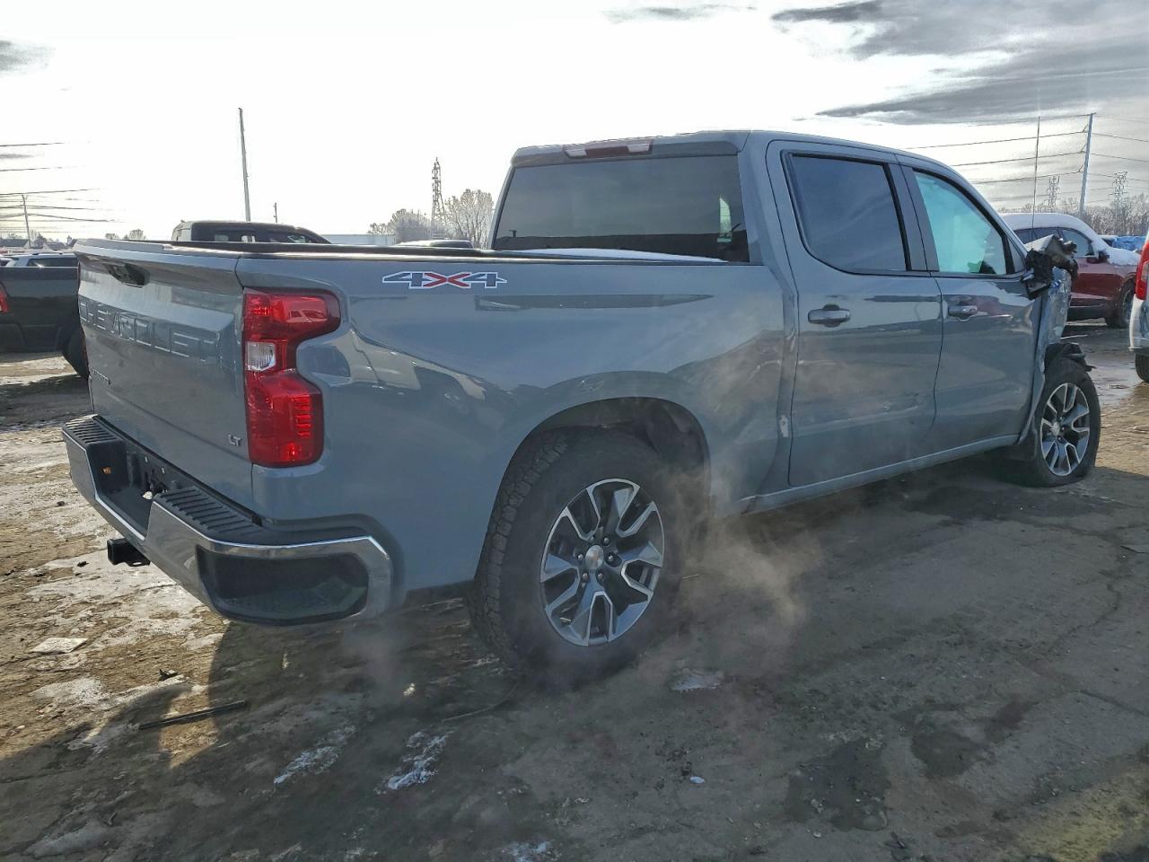 2024 CHEVROLET SILVERADO K1500 LT-L photo 5