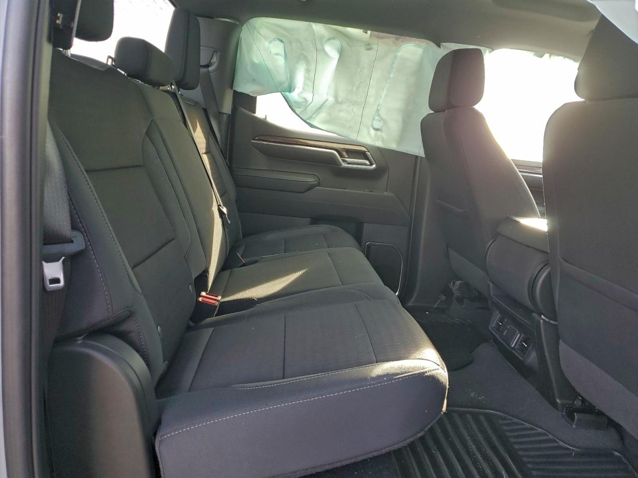 2024 CHEVROLET SILVERADO K1500 LT-L photo 19