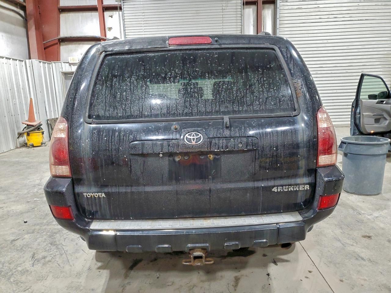 2005 TOYOTA 4RUNNER SR5 photo 6