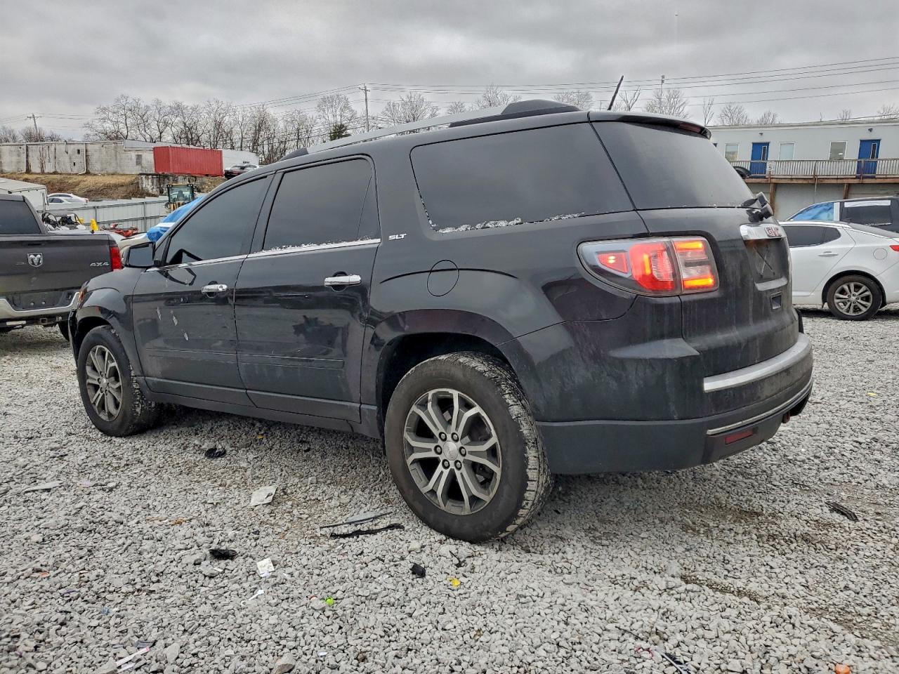 2016 GMC ACADIA SLT-2 photo 2