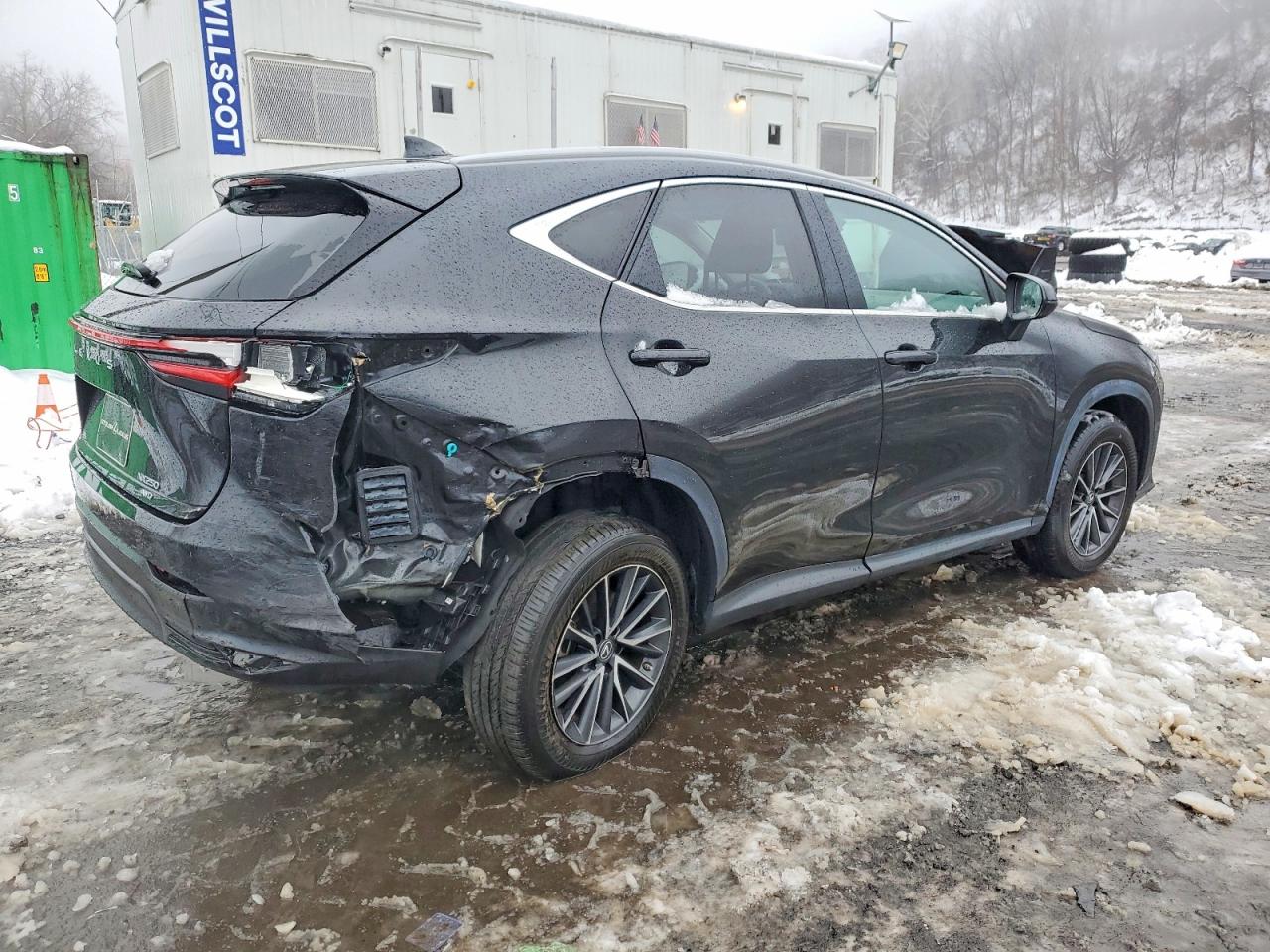 2023 LEXUS NX 250 photo 3