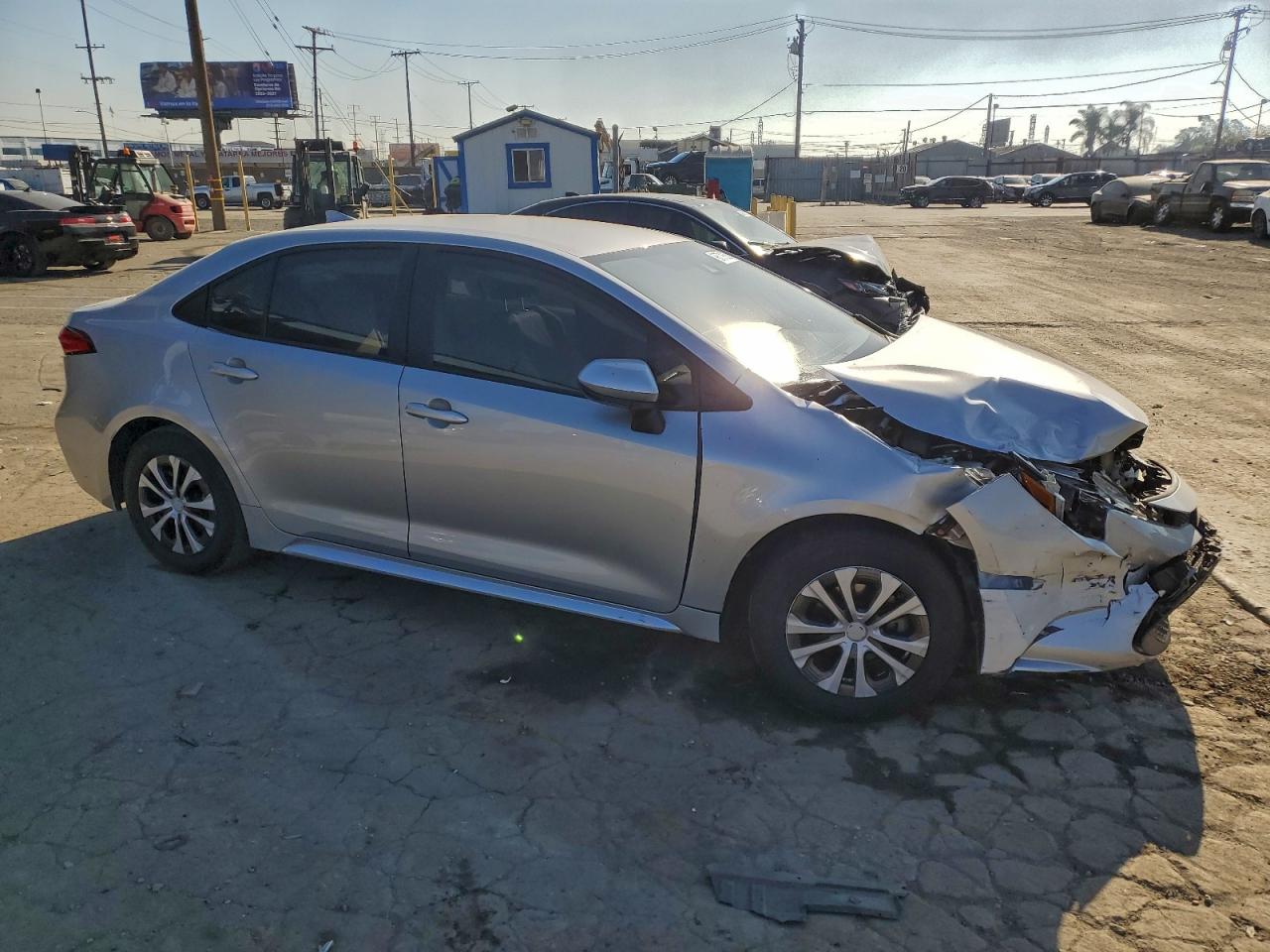 2022 TOYOTA COROLLA LE photo 4