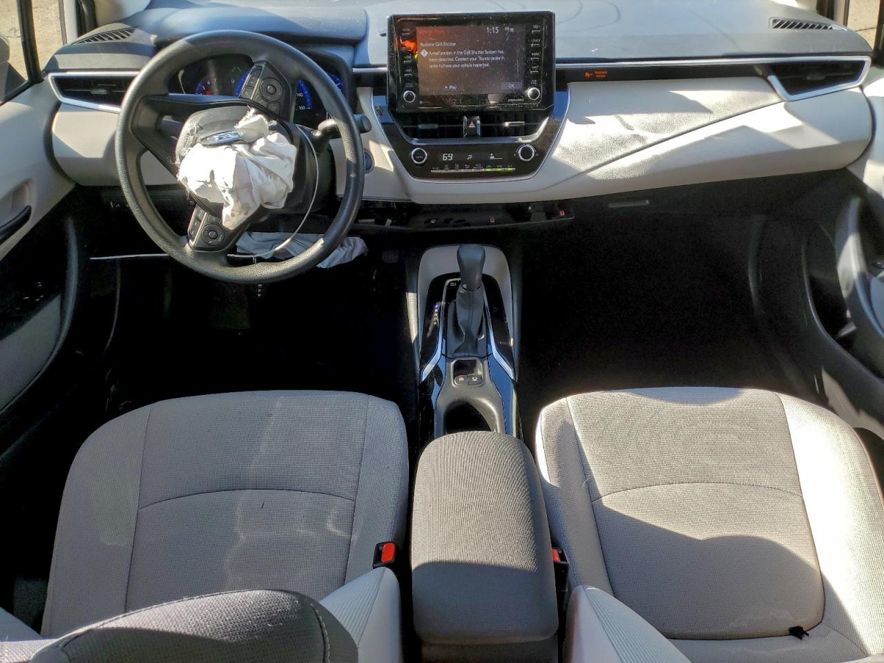 2022 TOYOTA COROLLA LE photo 8