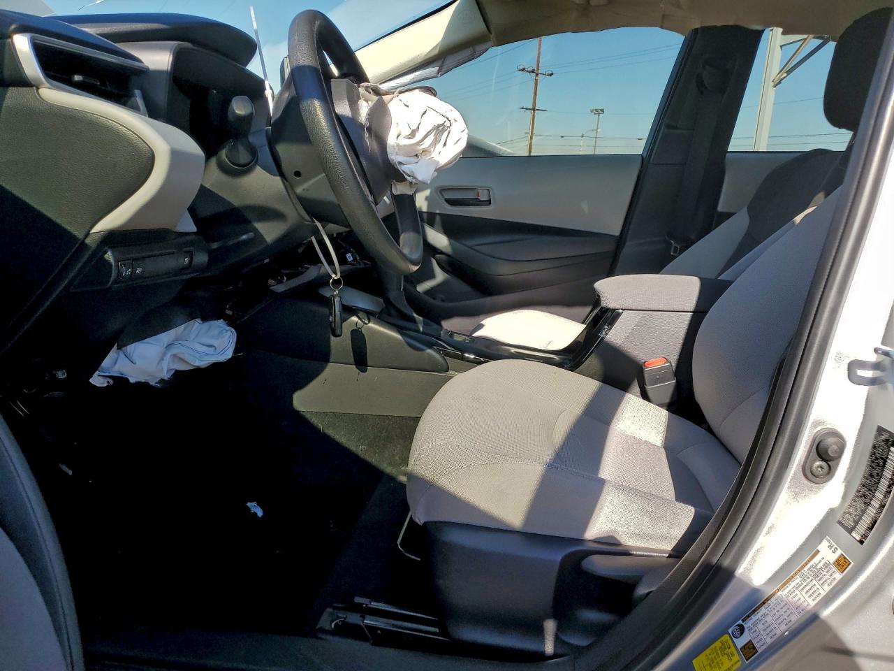 2022 TOYOTA COROLLA LE photo 7