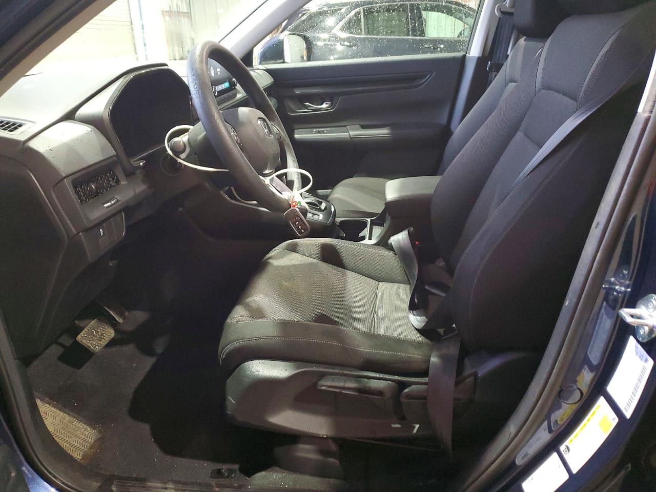 2025 HONDA CR-V LX photo 7