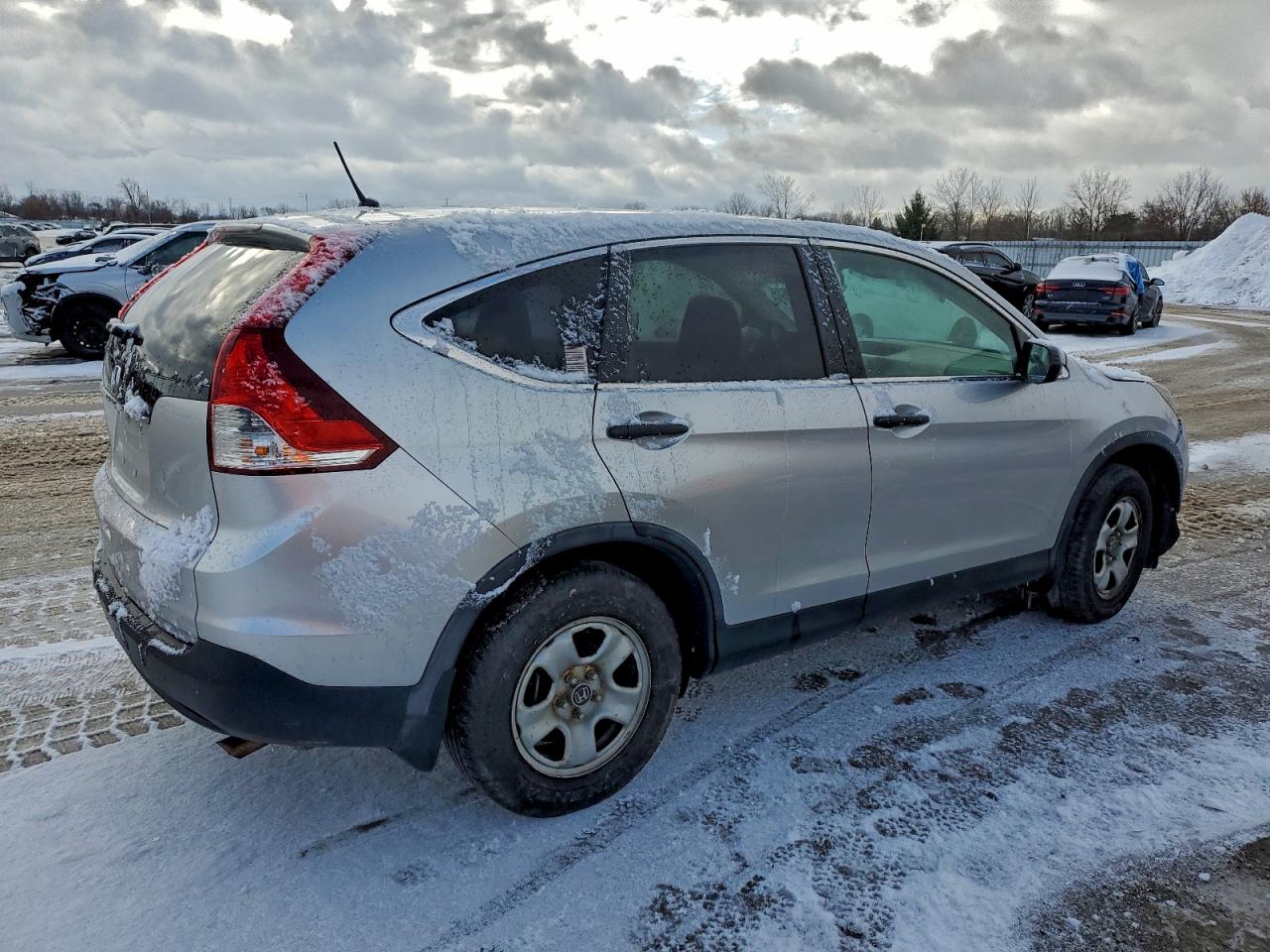 2013 HONDA CR-V LX photo 3