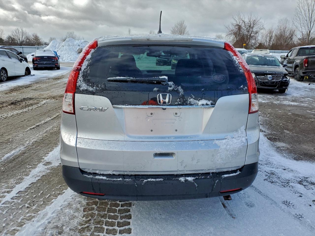 2013 HONDA CR-V LX photo 6