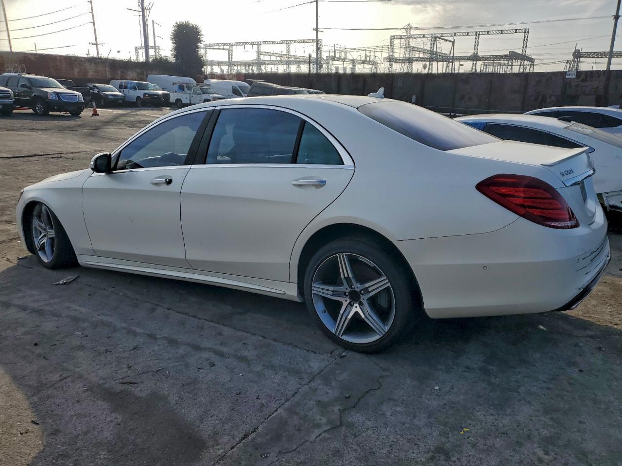 2015 MERCEDES-BENZ S 550 photo 2
