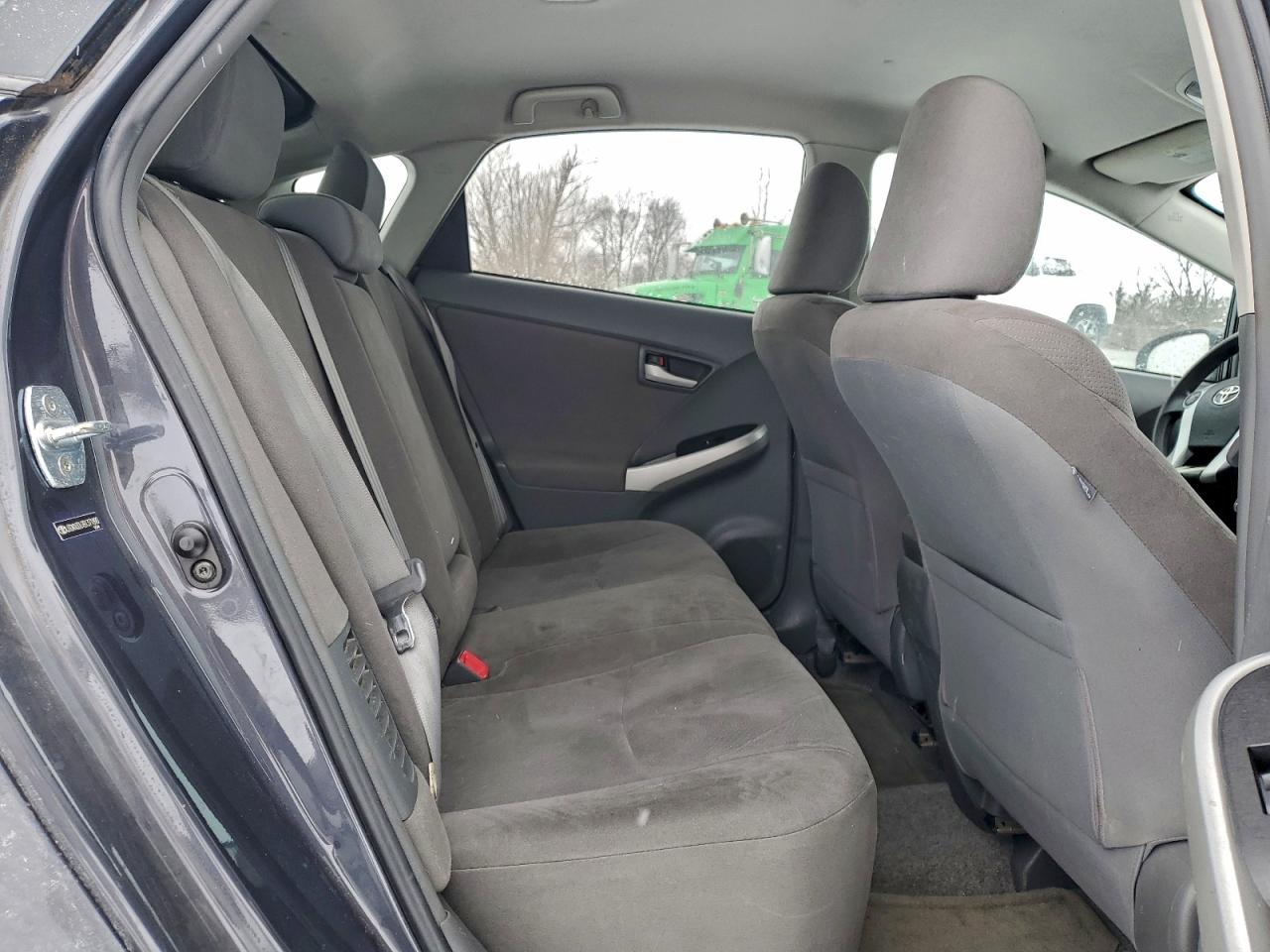 2011 TOYOTA PRIUS photo 10