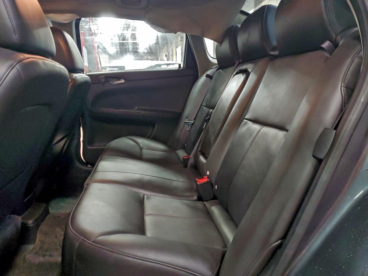 2011 CHEVROLET IMPALA LT photo 10
