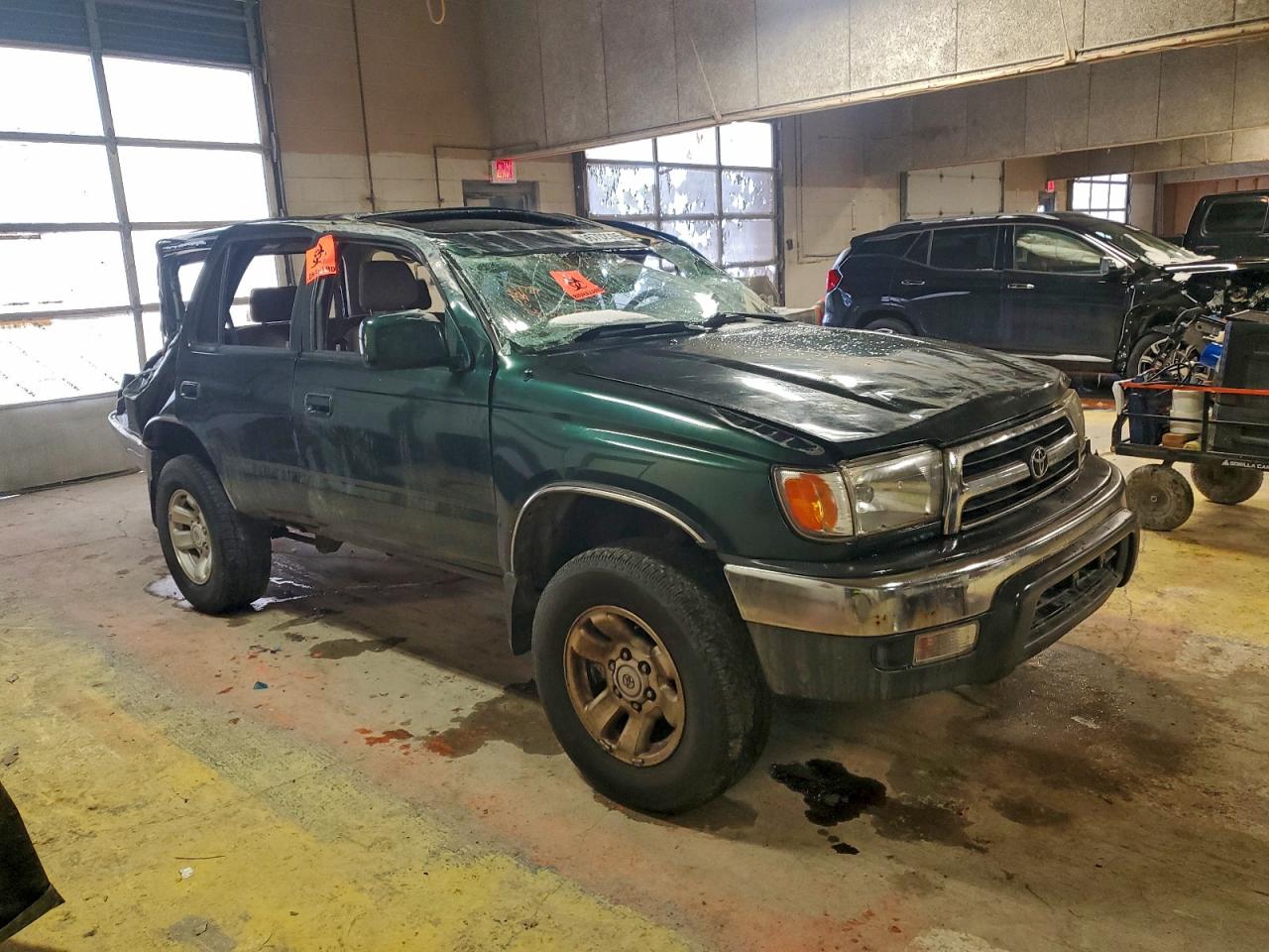 1999 TOYOTA 4RUNNER SR5 photo 4