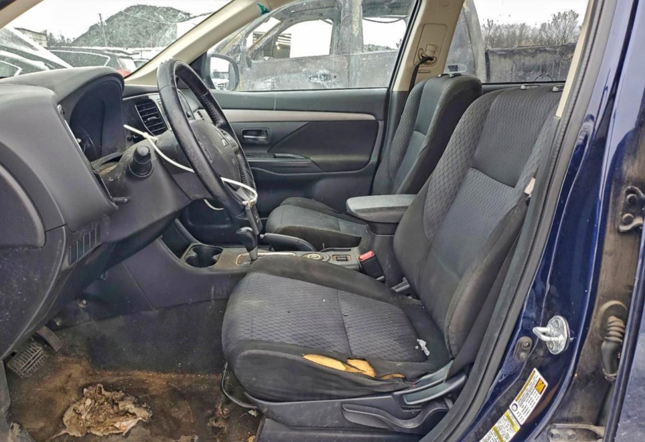 2014 MITSUBISHI OUTLANDER SE photo 7