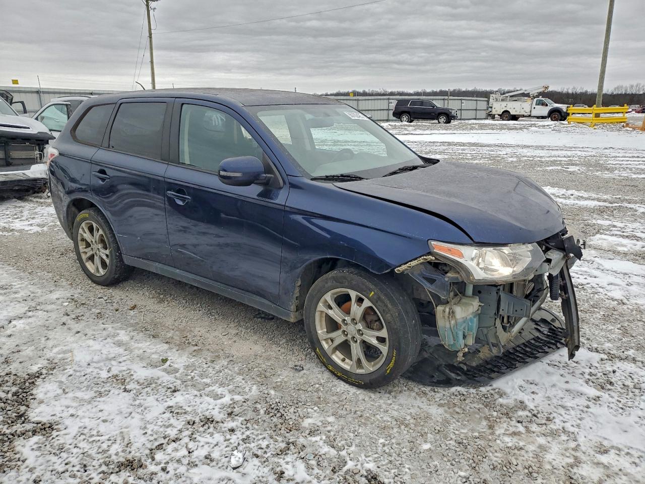 2014 MITSUBISHI OUTLANDER SE photo 4