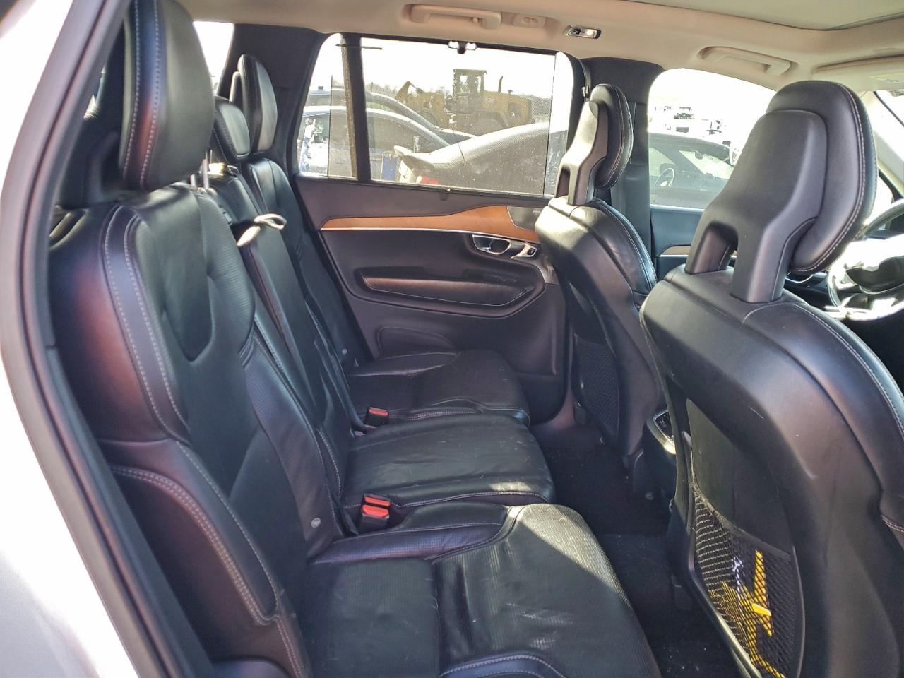 2016 VOLVO XC90 T6 photo 11