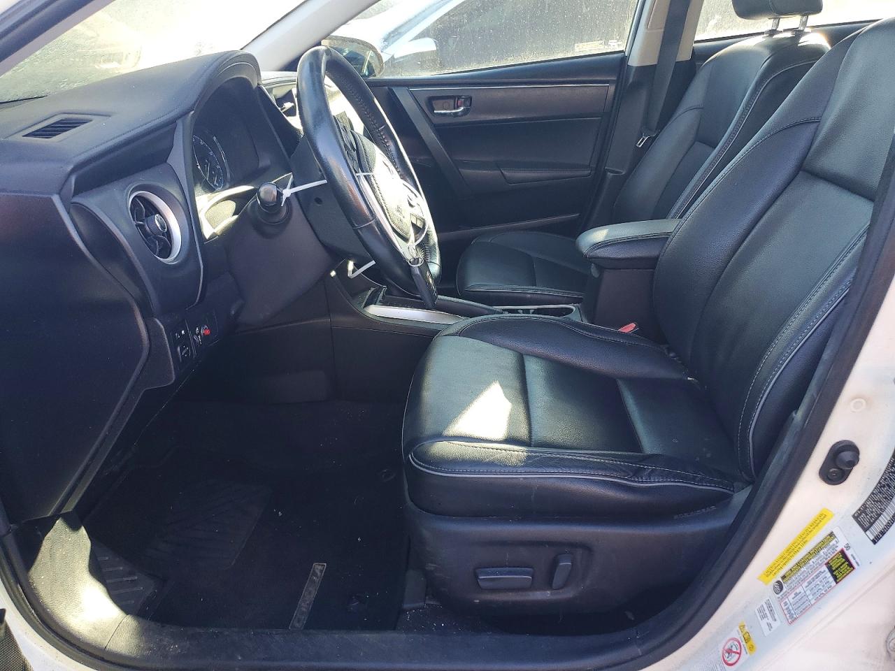 2014 TOYOTA COROLLA L photo 7
