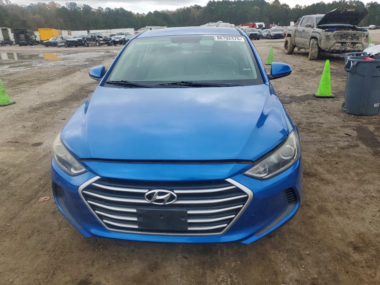2017 HYUNDAI ELANTRA SE photo 5