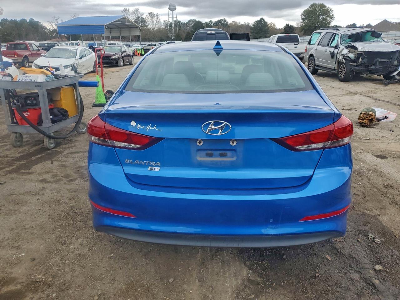 2017 HYUNDAI ELANTRA SE photo 6
