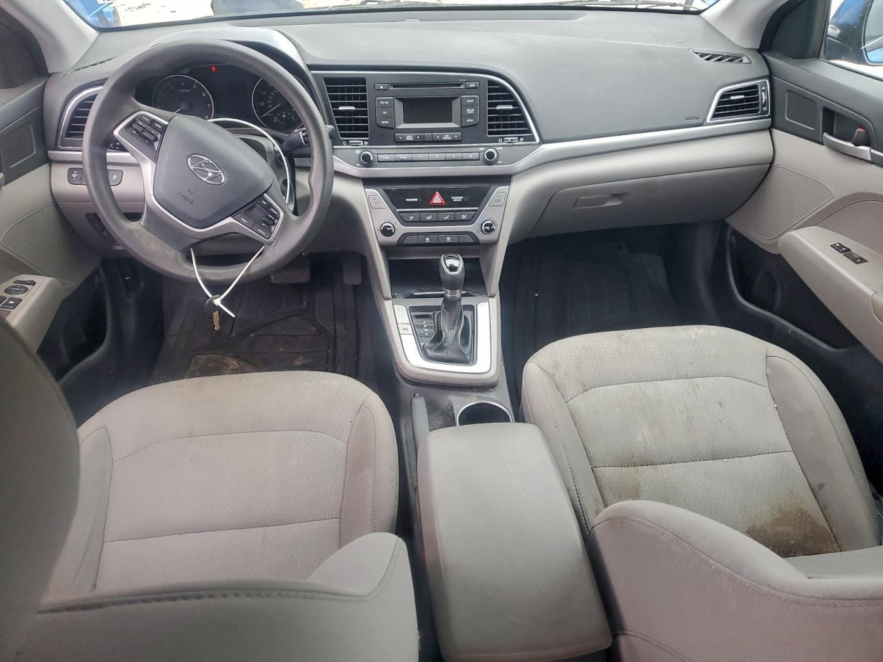 2017 HYUNDAI ELANTRA SE photo 8
