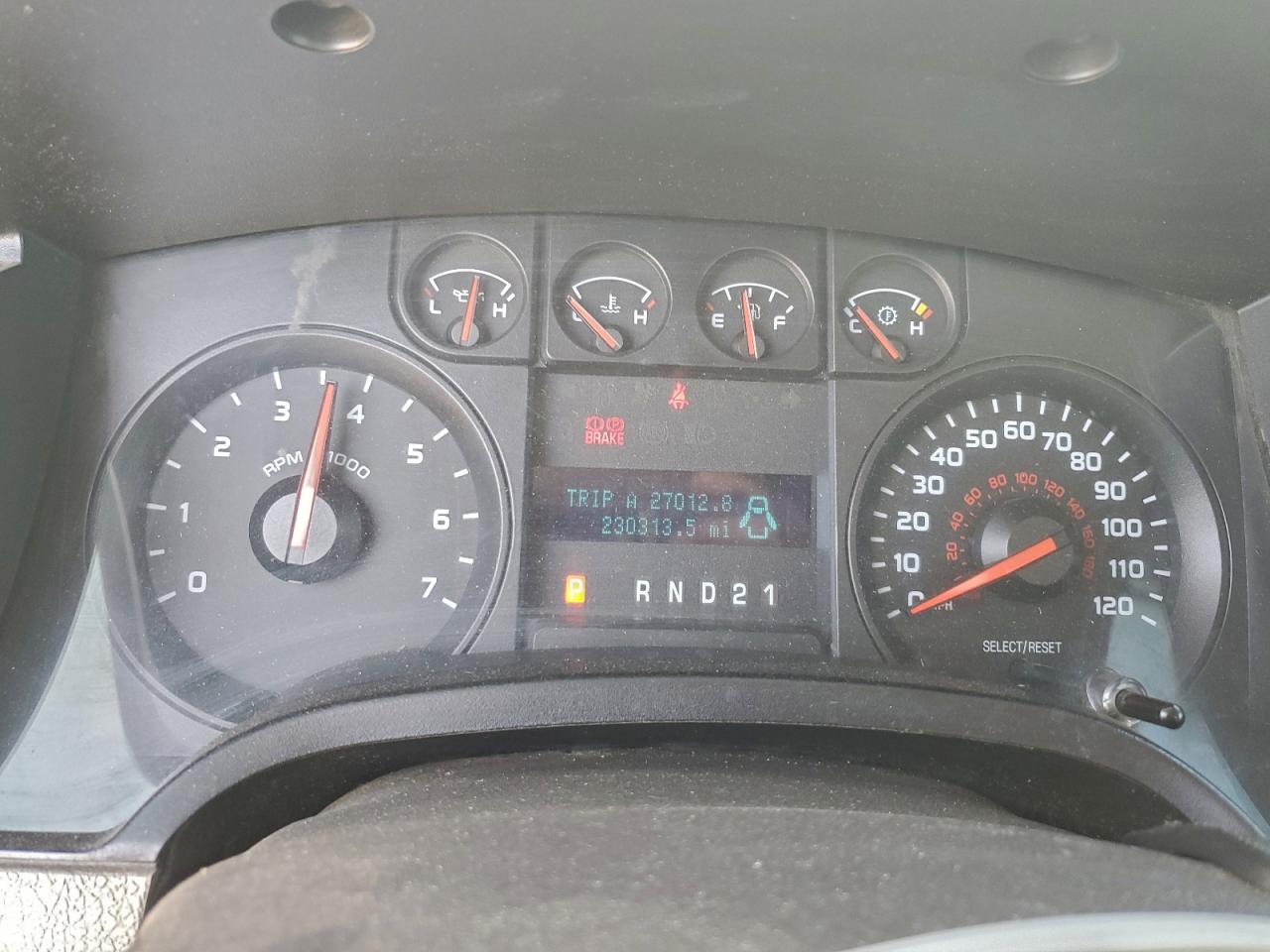 2010 FORD F150 photo 9