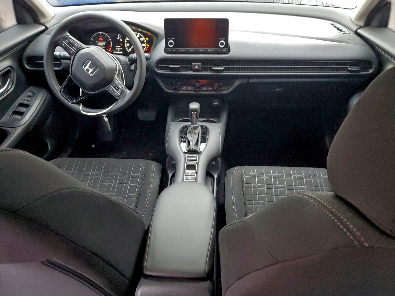 2024 HONDA HR-V LX photo 8