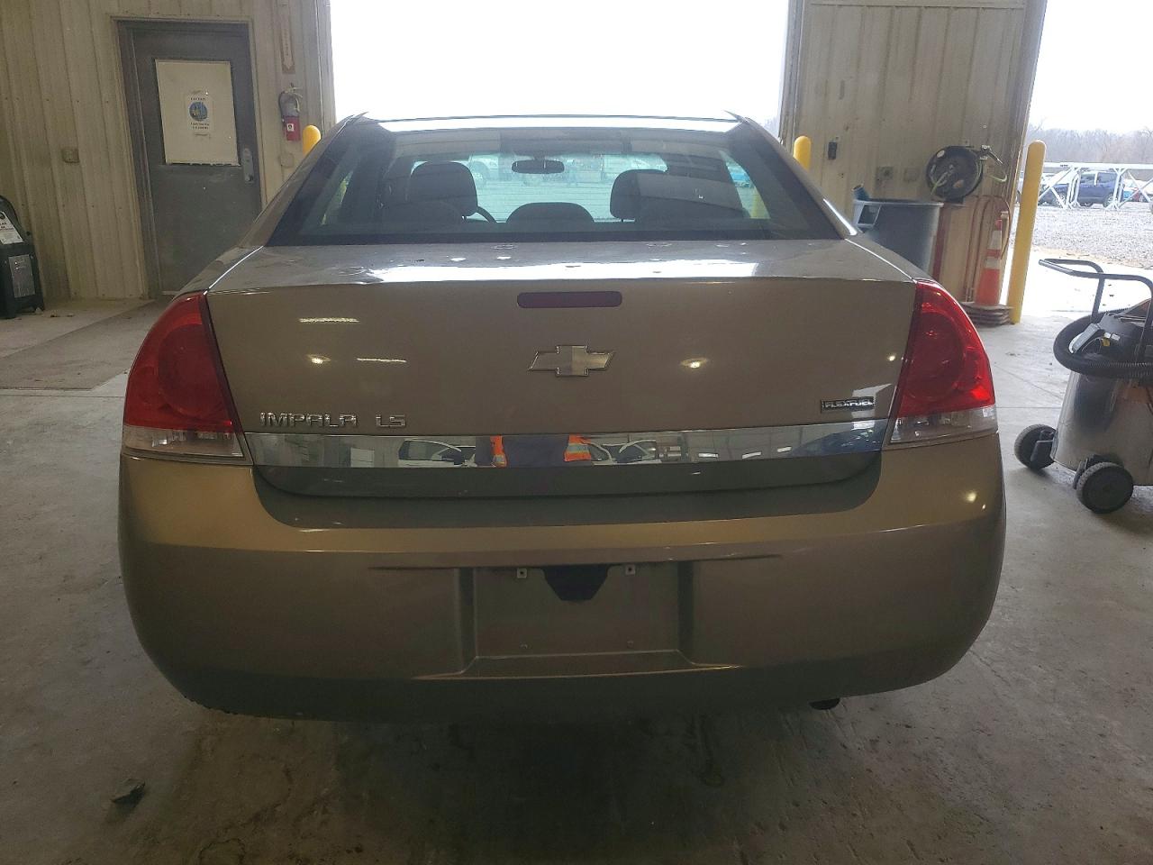 2007 CHEVROLET IMPALA LS photo 6