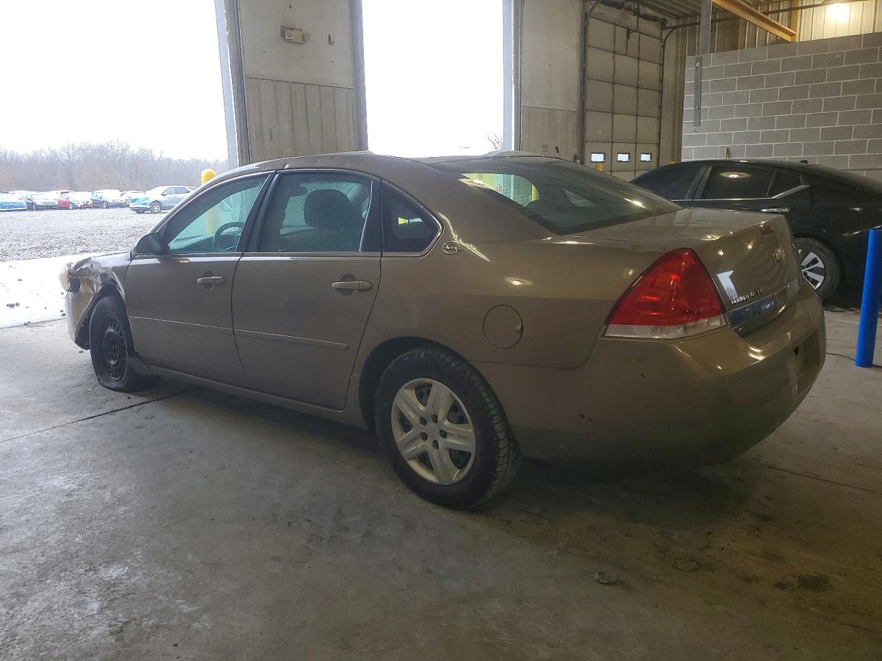 2007 CHEVROLET IMPALA LS photo 2