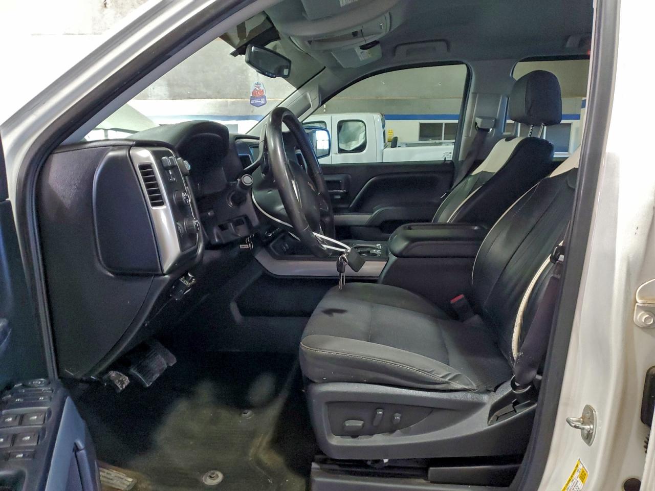 2015 CHEVROLET SILVERADO K1500 LT photo 7