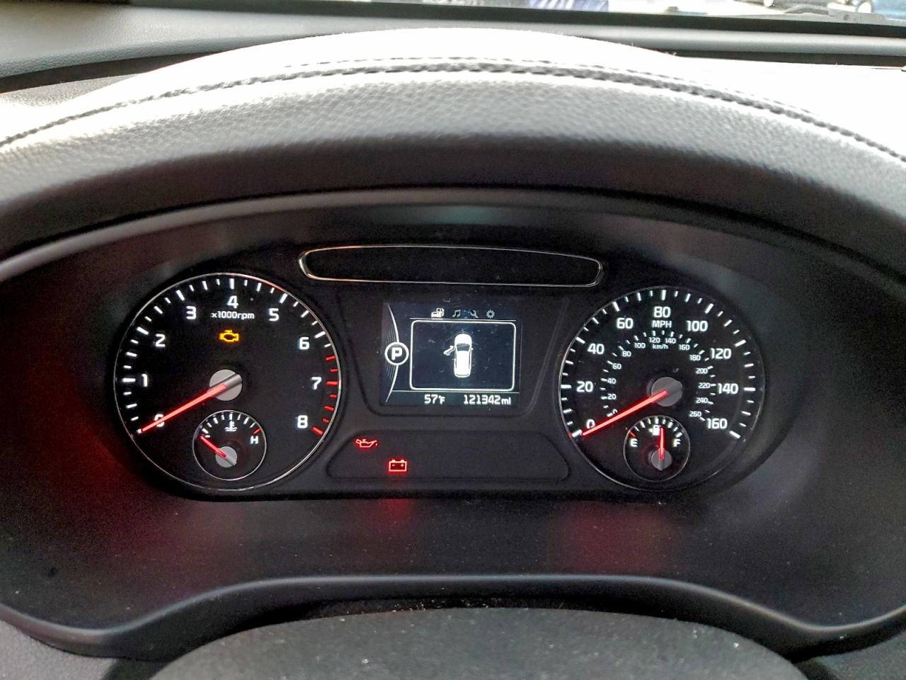 2017 KIA SORENTO LX photo 9