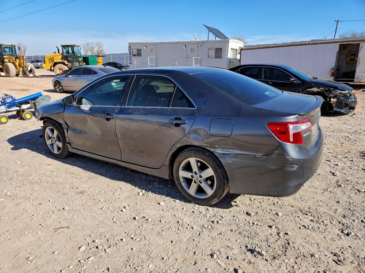 2014 TOYOTA CAMRY L photo 2