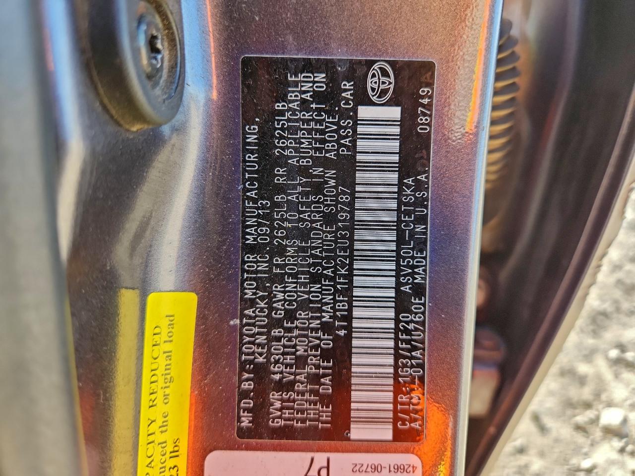 2014 TOYOTA CAMRY L photo 12