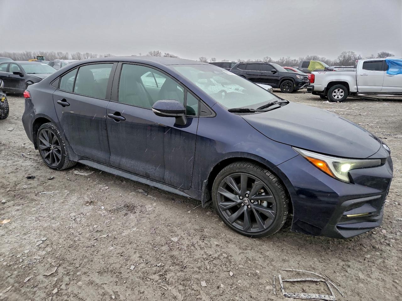 2023 TOYOTA COROLLA SE photo 4
