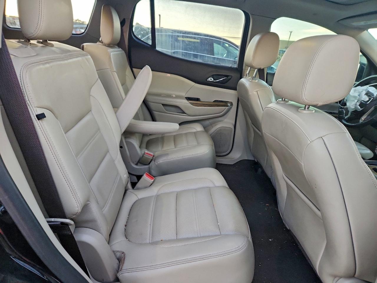 2019 GMC ACADIA DENALI photo 11
