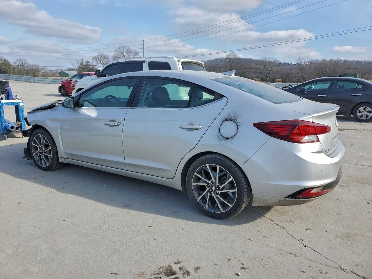 2019 HYUNDAI ELANTRA SEL photo 2