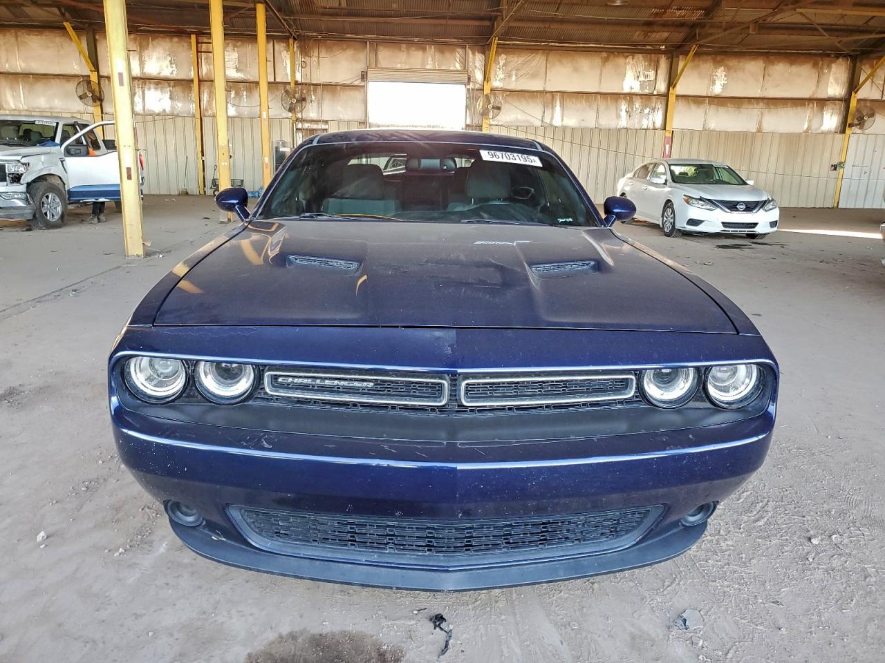 2016 DODGE CHALLENGER SXT photo 5