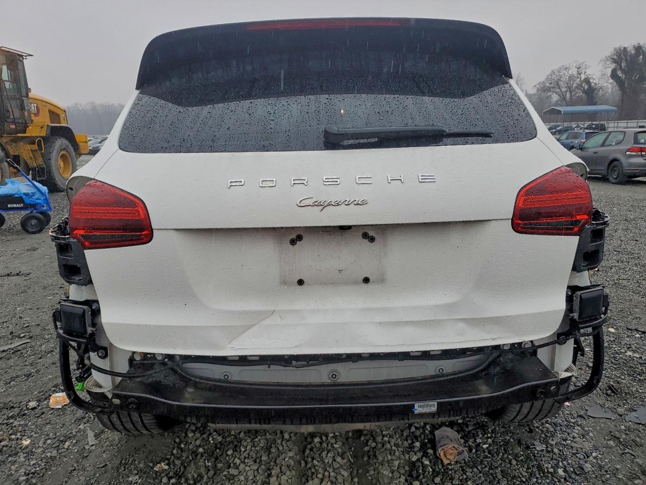 2016 PORSCHE CAYENNE photo 6