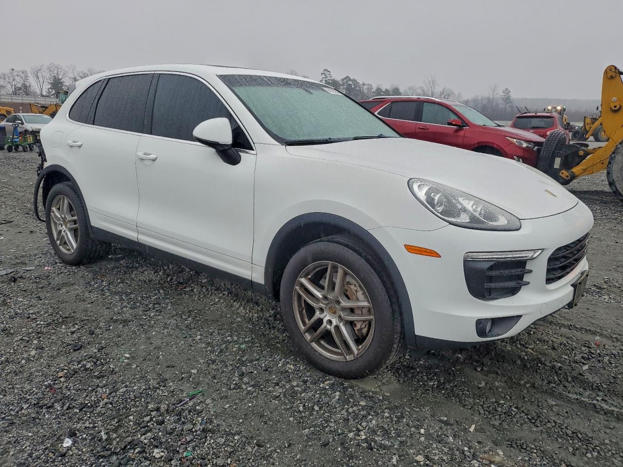 2016 PORSCHE CAYENNE photo 4
