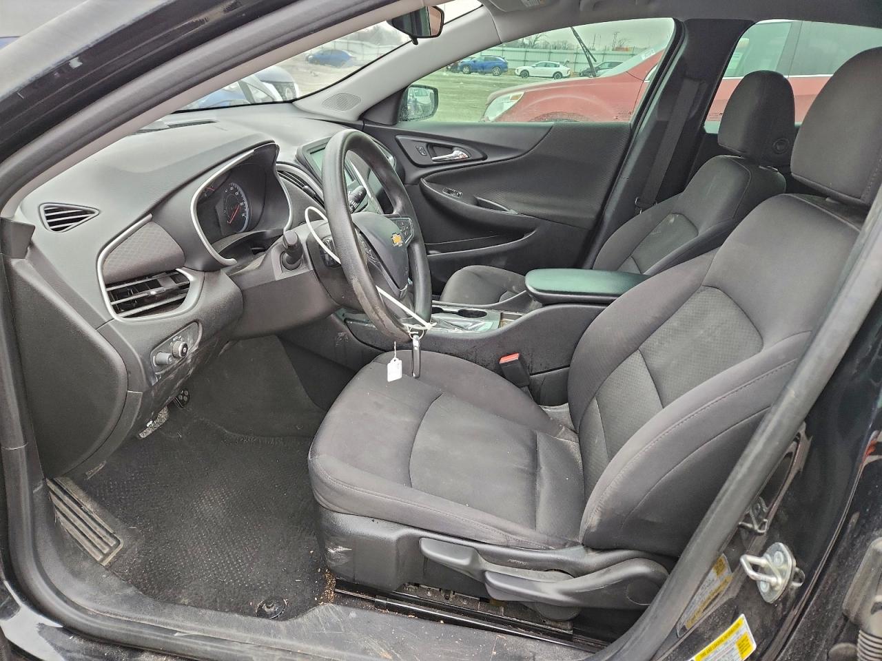 2017 CHEVROLET MALIBU LS photo 7
