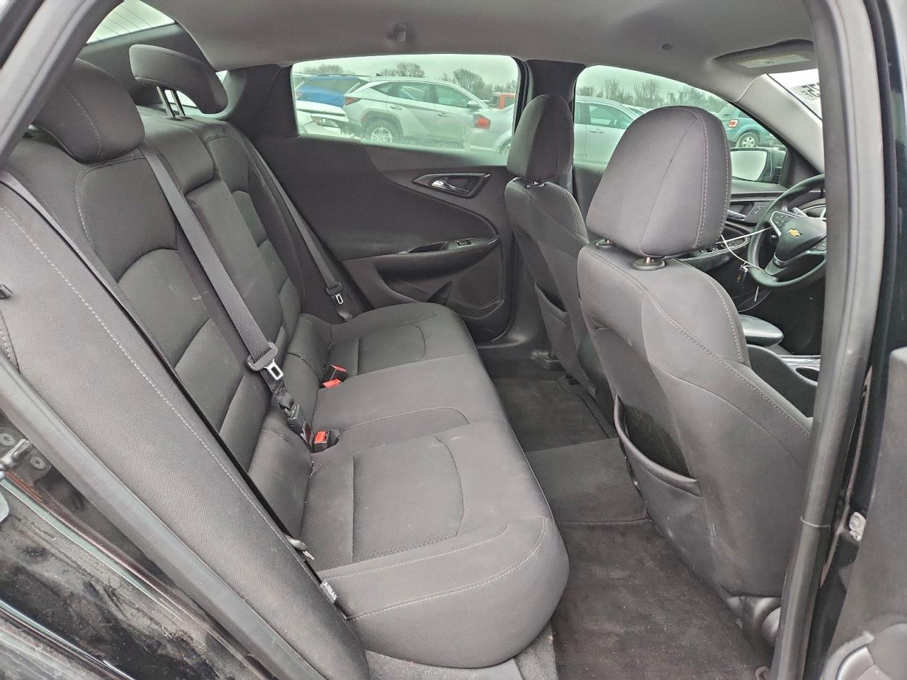 2017 CHEVROLET MALIBU LS photo 10