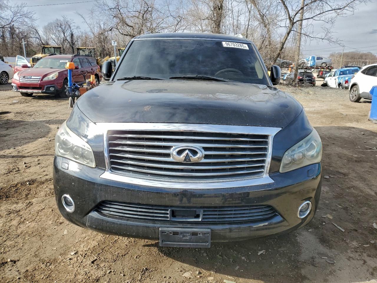 2012 INFINITI QX56 photo 5