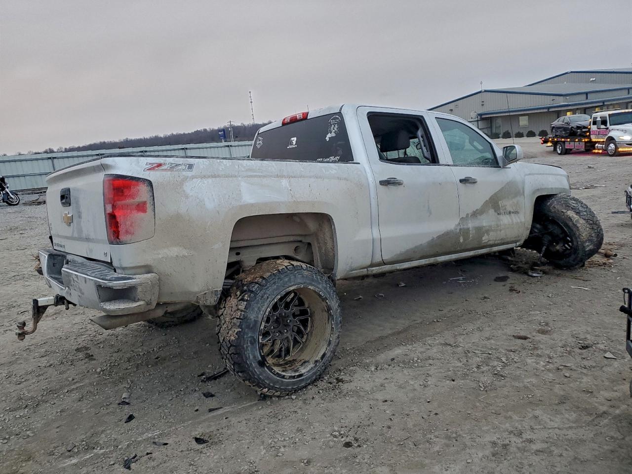 2014 CHEVROLET SILVERADO K1500 LT photo 3
