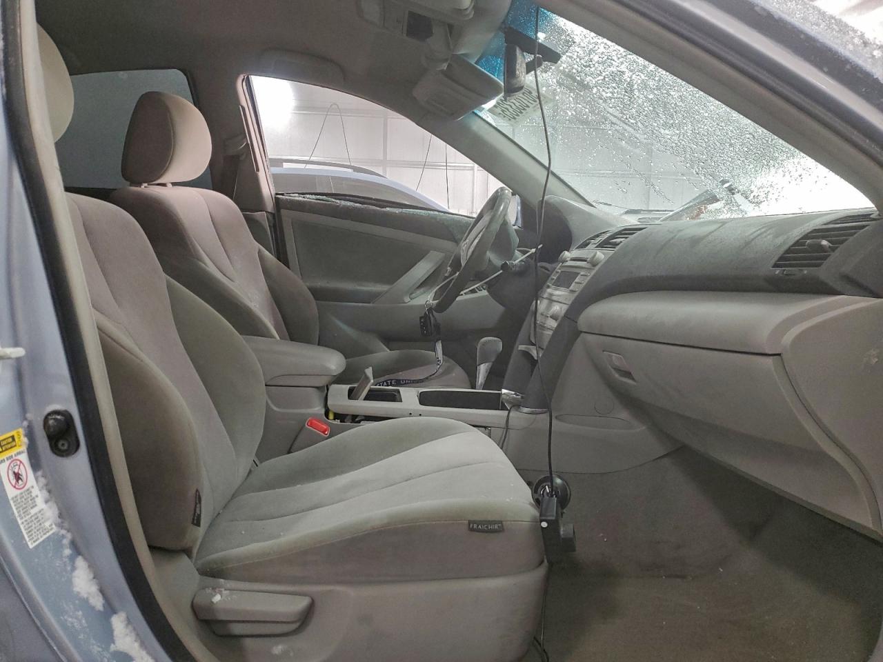 2011 TOYOTA CAMRY HYBRID photo 7