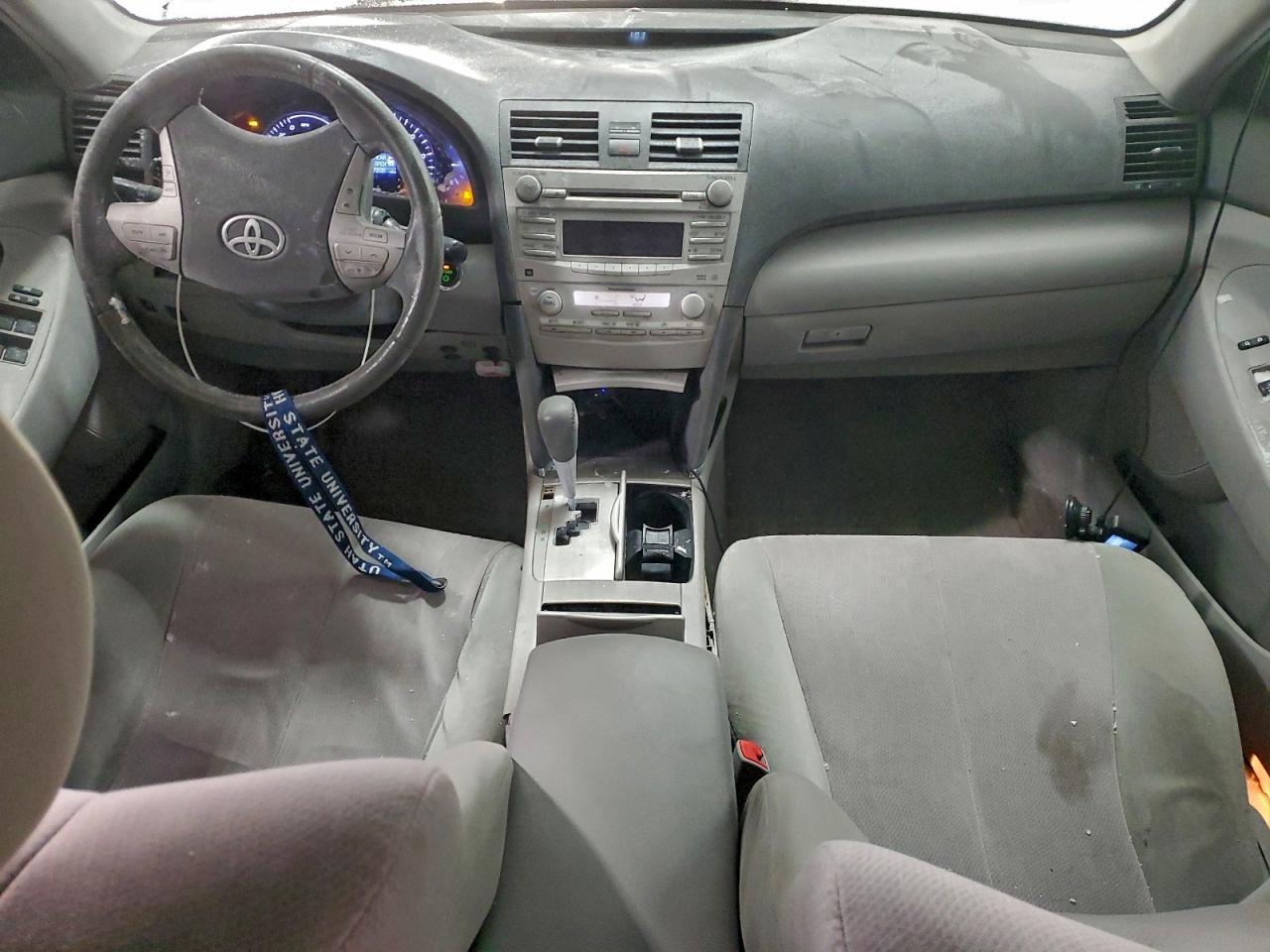 2011 TOYOTA CAMRY HYBRID photo 8
