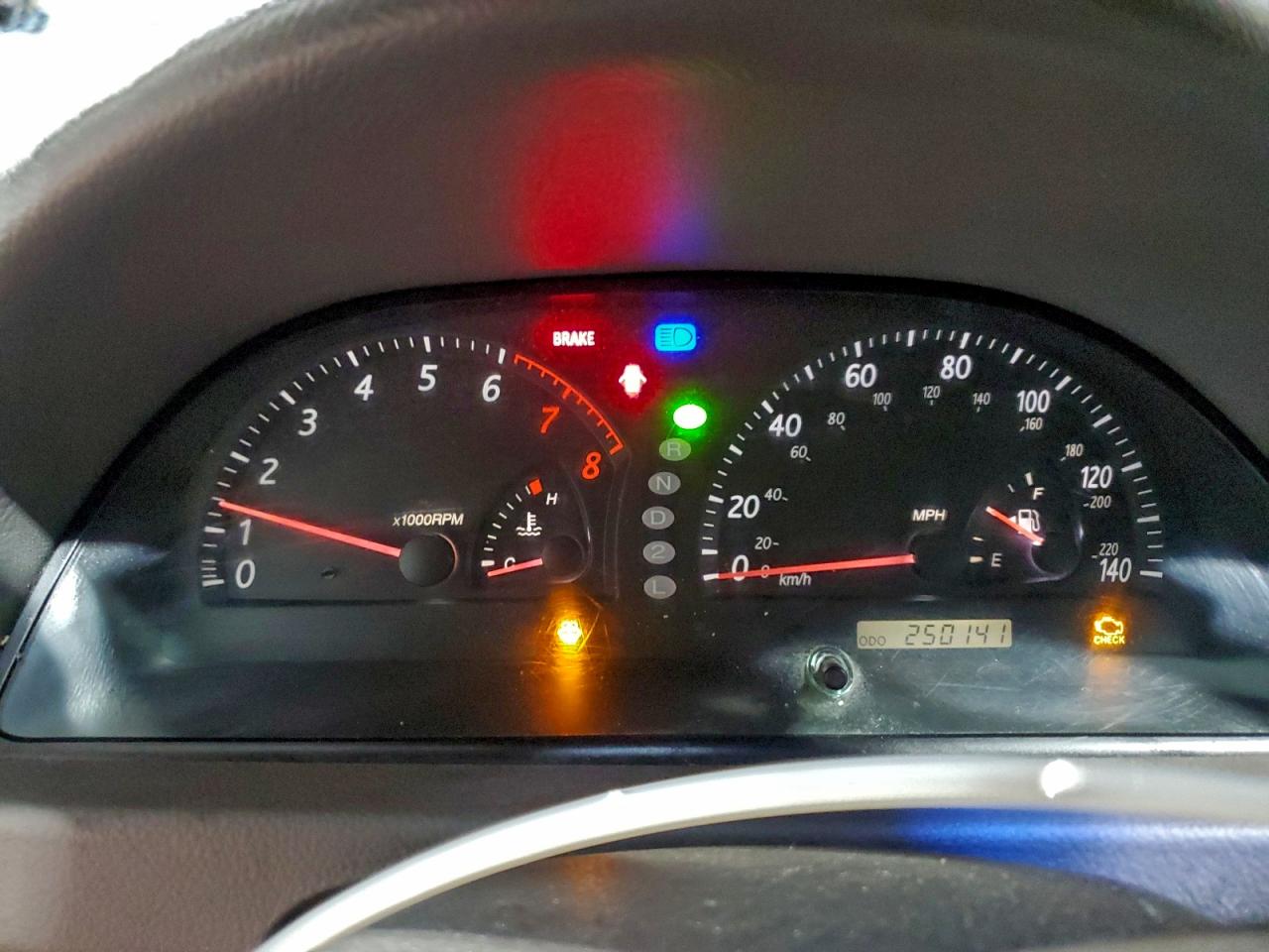 2003 TOYOTA CAMRY LE photo 9