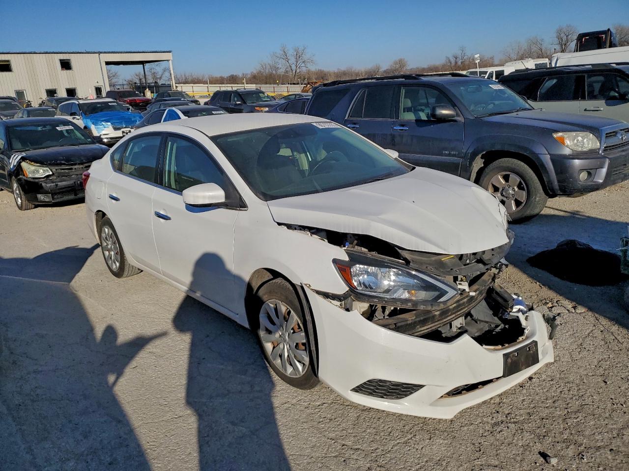 2016 NISSAN SENTRA S photo 4