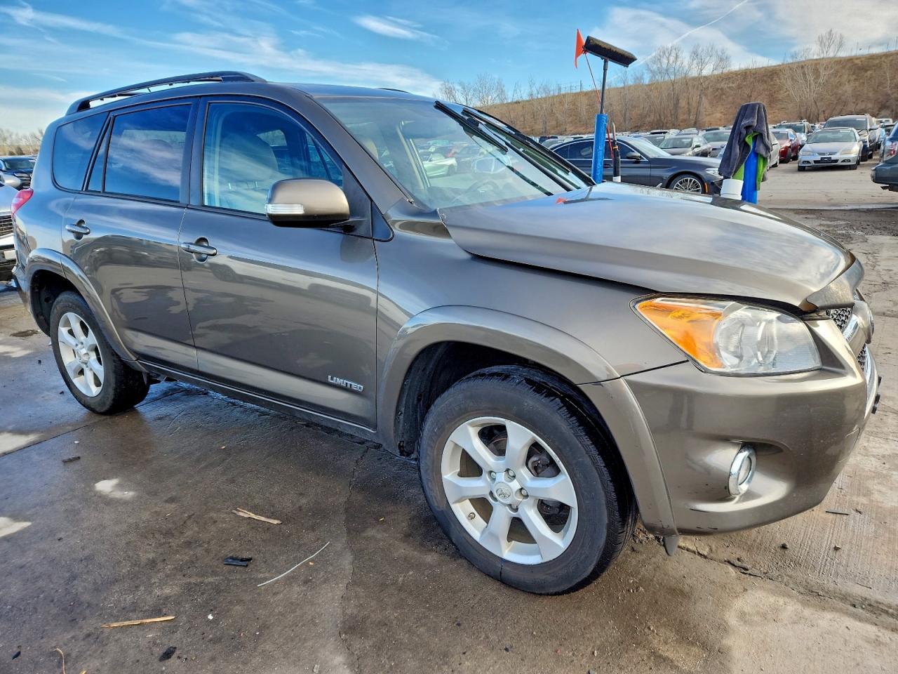 2012 TOYOTA RAV4 LIMITED photo 4