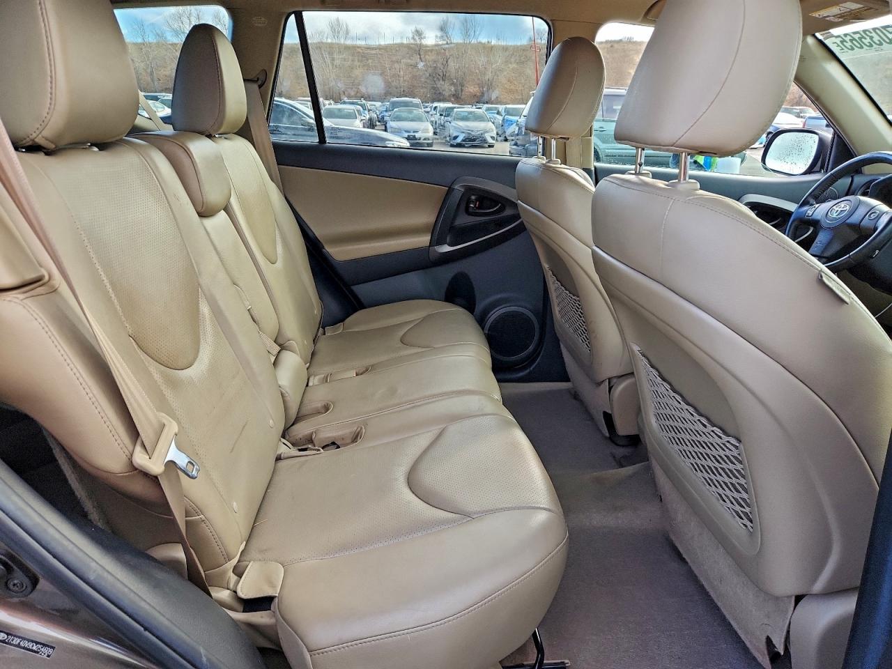 2012 TOYOTA RAV4 LIMITED photo 11