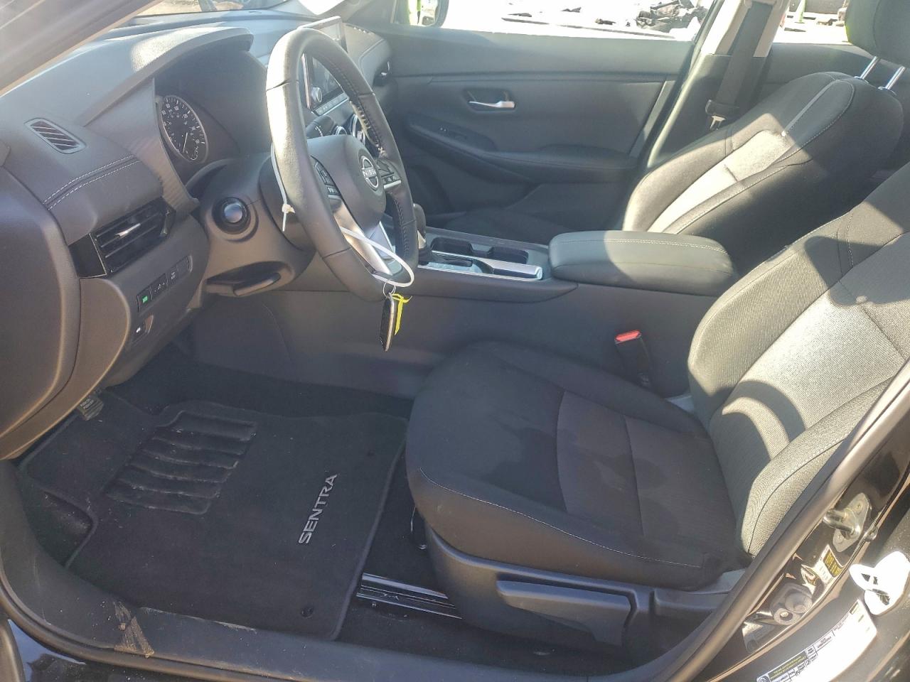 2025 NISSAN SENTRA SV photo 7