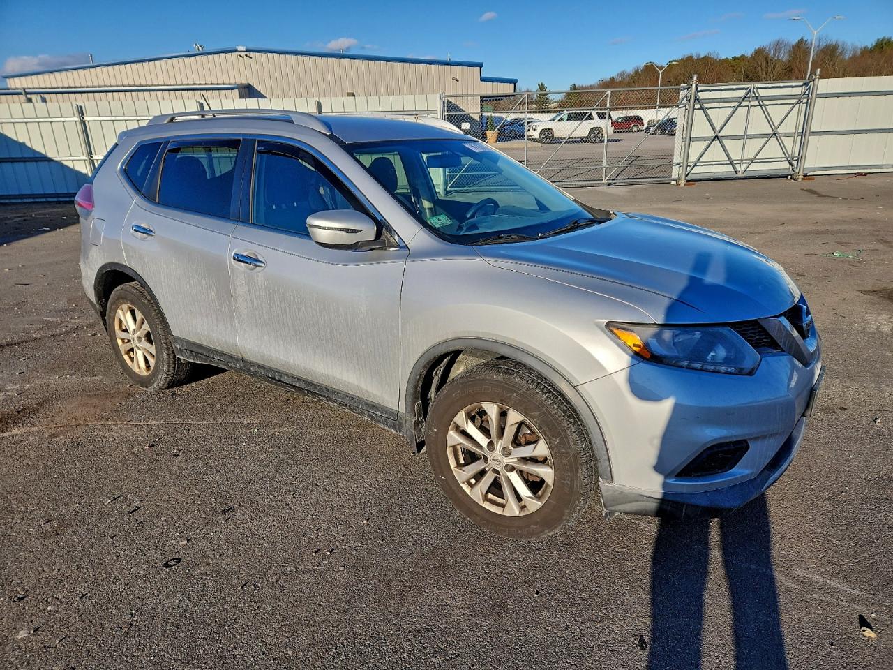 2016 NISSAN ROGUE S photo 4