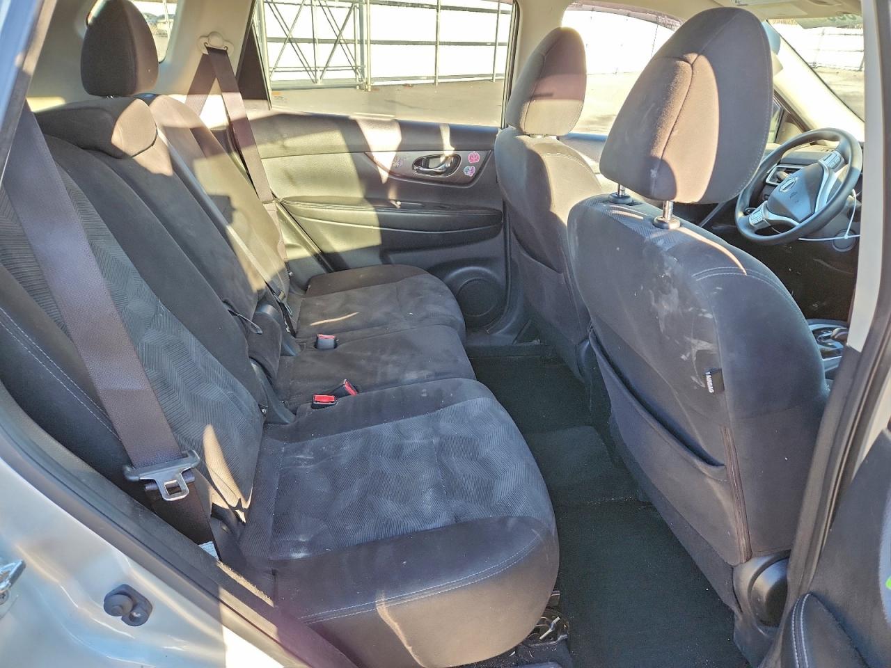 2016 NISSAN ROGUE S photo 10